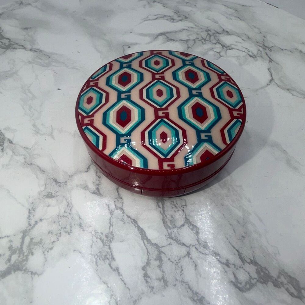 GUCCI Cushion De Beaute Foundation, SPF 20, Limited Edition, 14g (2.5)